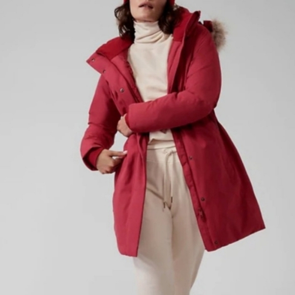Athleta Rainout Outbound Parka M Decadent Red - Picture 12 of 16